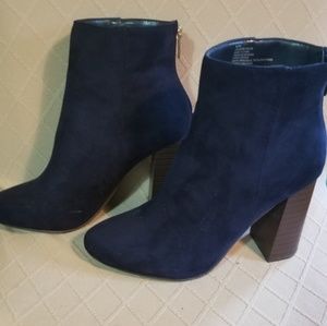 Womens navy blue booties